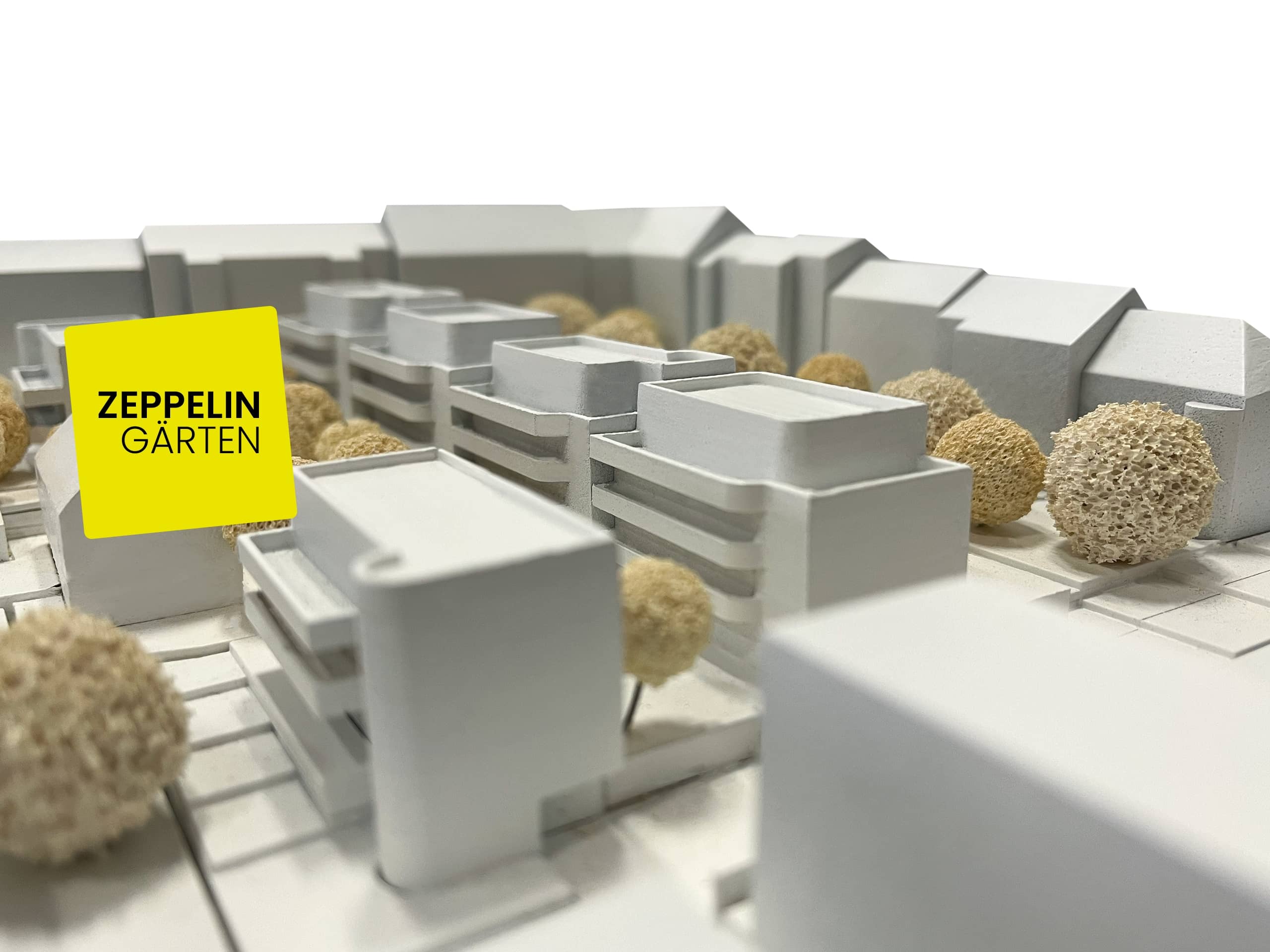 modell mit schrift 1920px